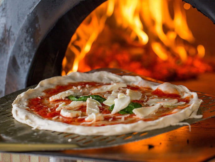 A Brief History of Woodfired Pizza post